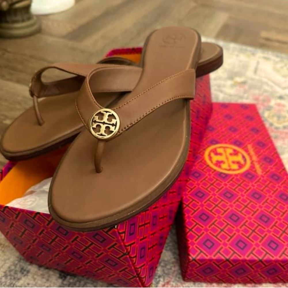 BRAND NEW TORY BURCH BENTON SANDAL